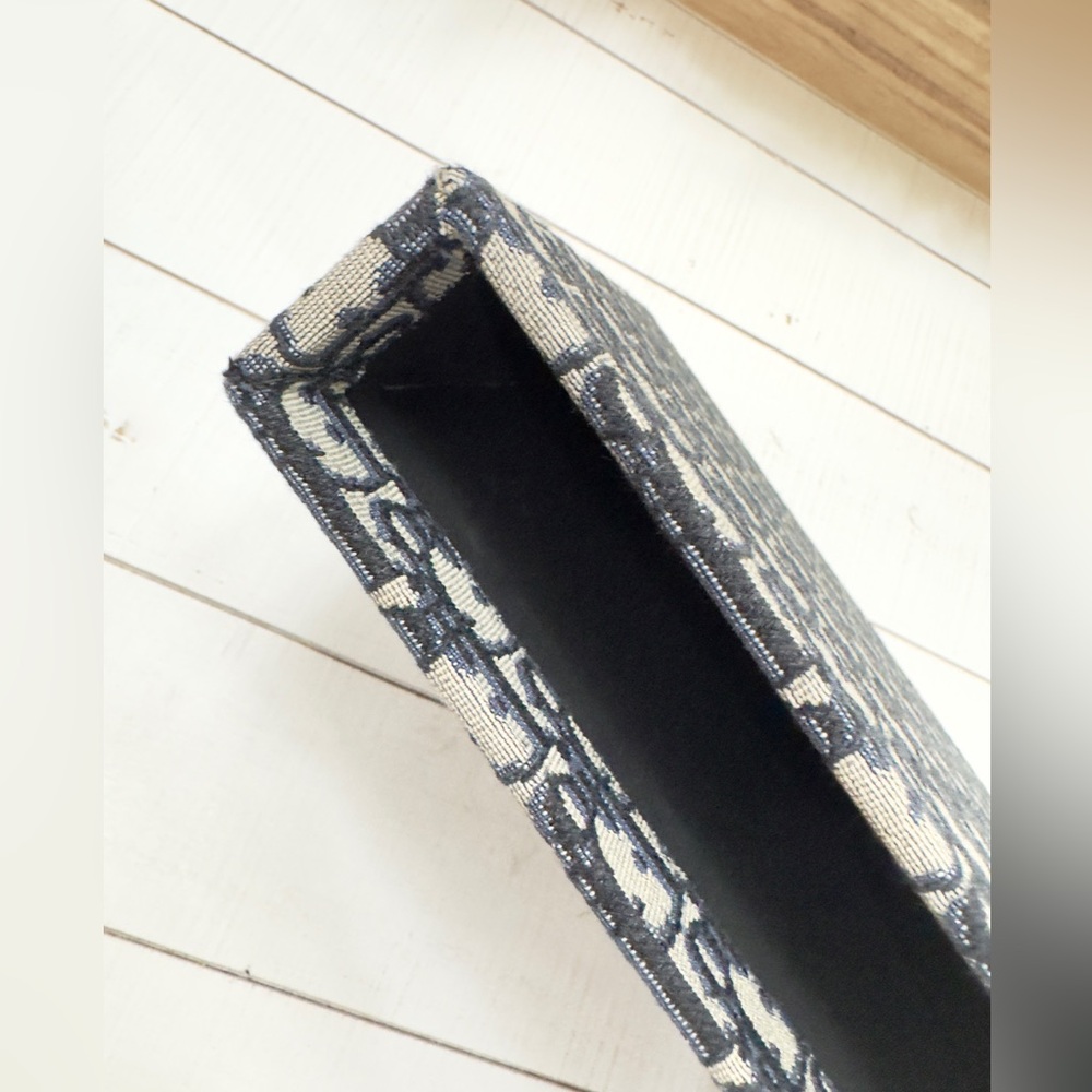 RARE Dior Book Box / Book Cover - Picture 15 of 16